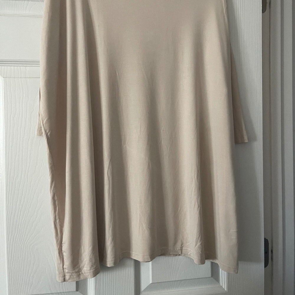 Tunic - Picture 2 of 2